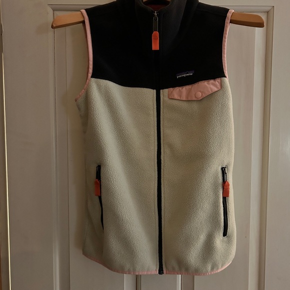 Patagonia Jackets & Blazers - Women's Patagonia Synchilla Vest